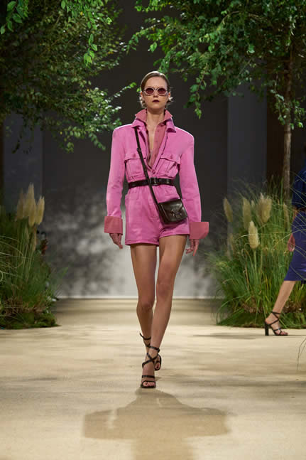 Sfilata MAX MARA SS24