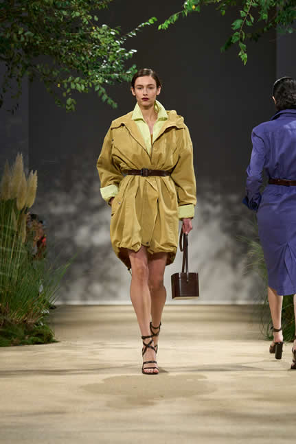 Sfilata MAX MARA SS24