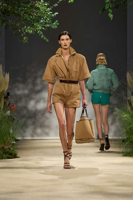 Sfilata MAX MARA SS24