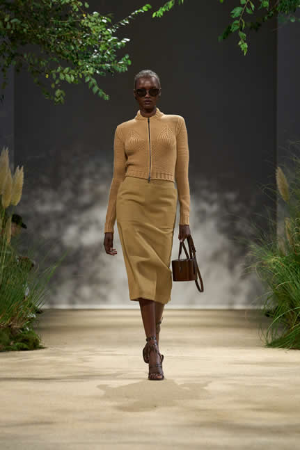 Sfilata MAX MARA SS24