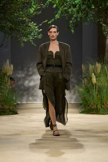 Sfilata MAX MARA SS24