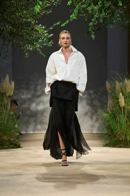 Sfilata MAX MARA SS24