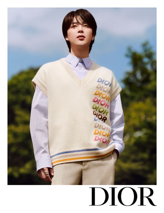 SPRING 2024 ADV CAMPAIGN WITH JIMIN DIGITAL IMAGES BY ALASDAIR MCLELLAN da Dior Presse Homme