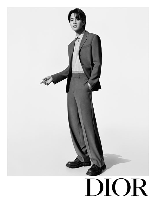 SPRING 2024 ADV CAMPAIGN WITH JIMIN DIGITAL IMAGES BY ALASDAIR MCLELLAN da Dior Presse Homme