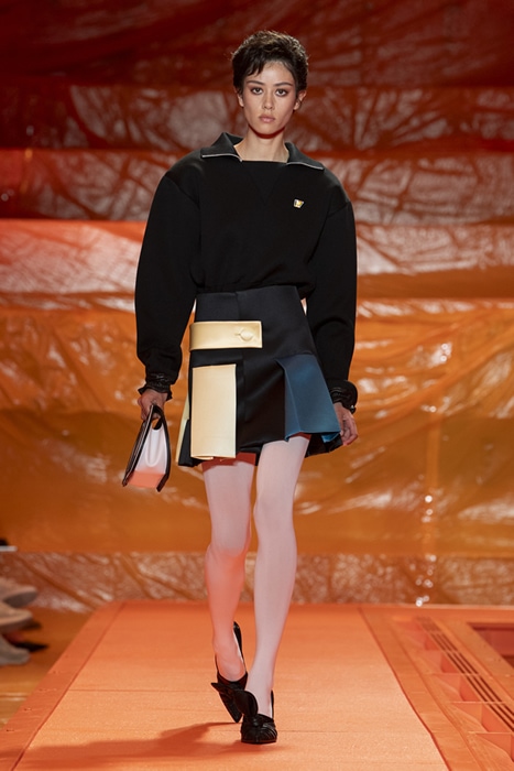 SFILATA LOUIS VUITTON DONNA PRIMAVERA-ESTATE 2024 @Courtesy