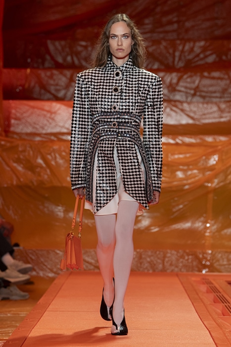 SFILATA LOUIS VUITTON DONNA PRIMAVERA-ESTATE 2024 @Courtesy