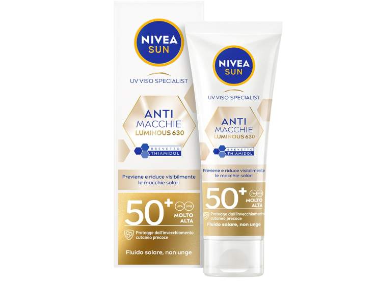 un barattolino di crma e la sua scatola