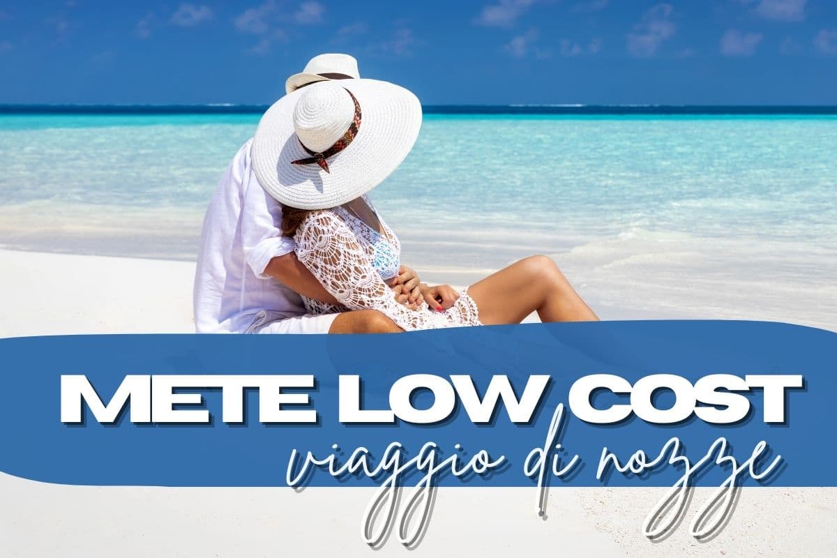 coppia in riva al mare