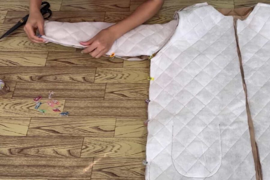 donna taglia tessuto