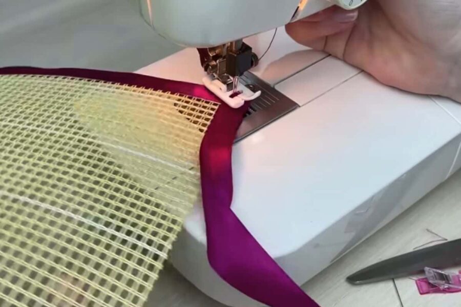 rete e macchina da cucito