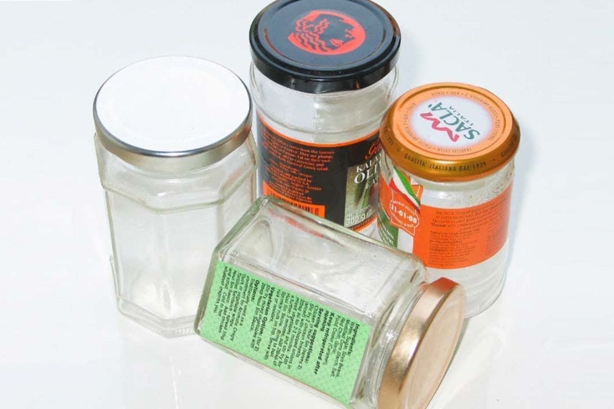 Possiedi vecchi barattoli di vetro? Un modo intelligente per riciclarli