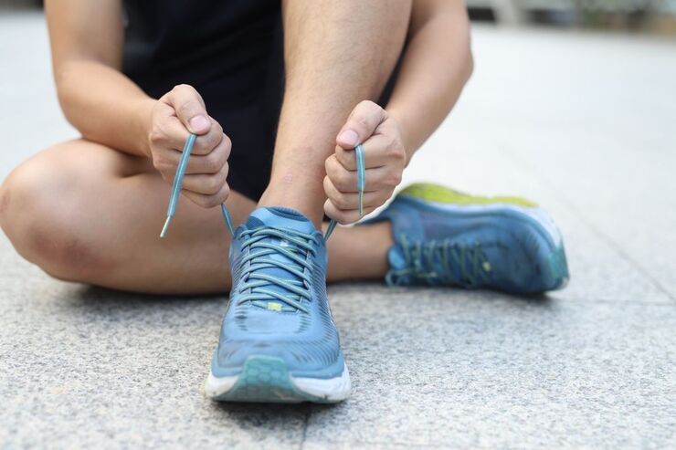 Allacciarsi le scarpe