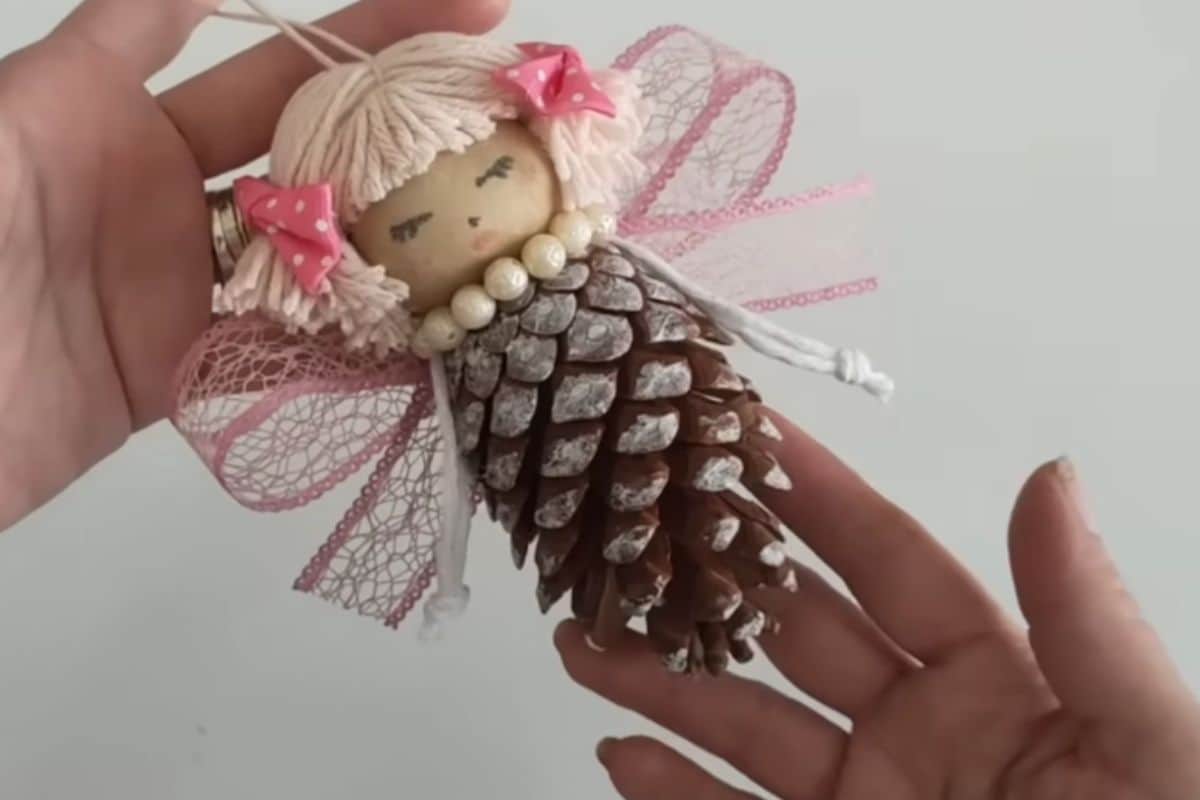 Bambolina fatta a mano