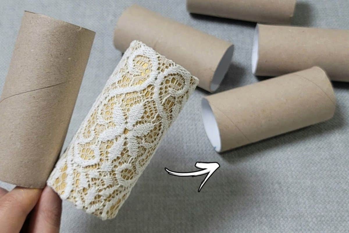 Realizza qualcosa di straordinario con rotoli di carta igienica e tulle