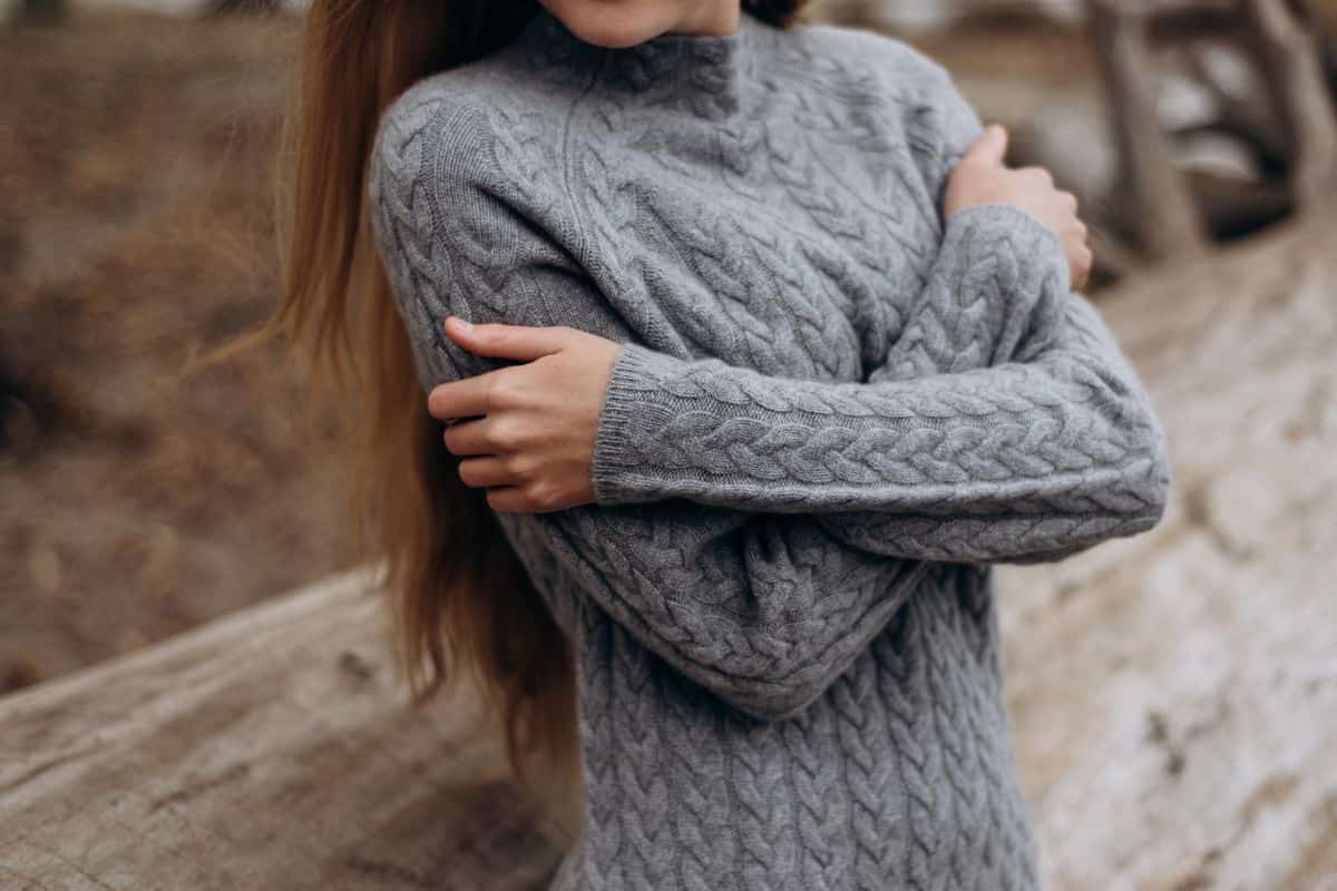 maglione grigio