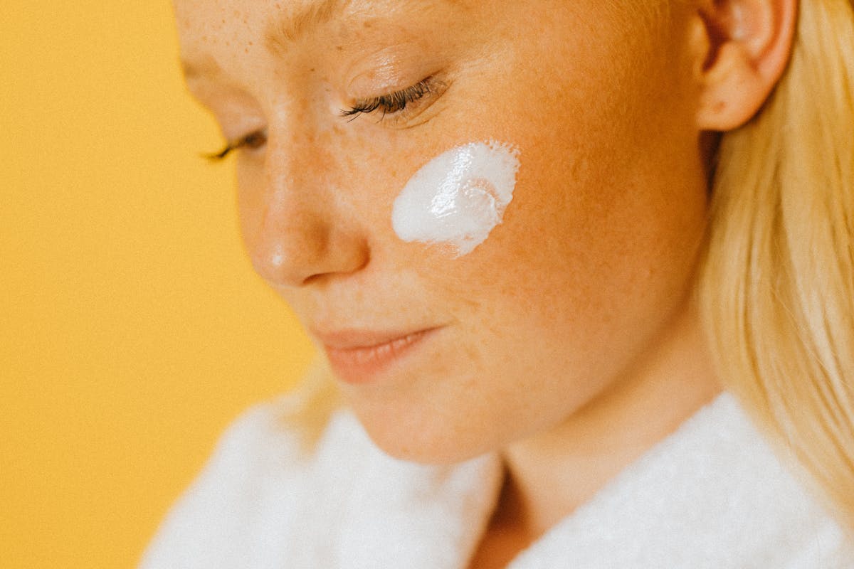 Creme viso over 50 migliori dicembre: ti aiuteranno ad apparire 10 anni più giovane