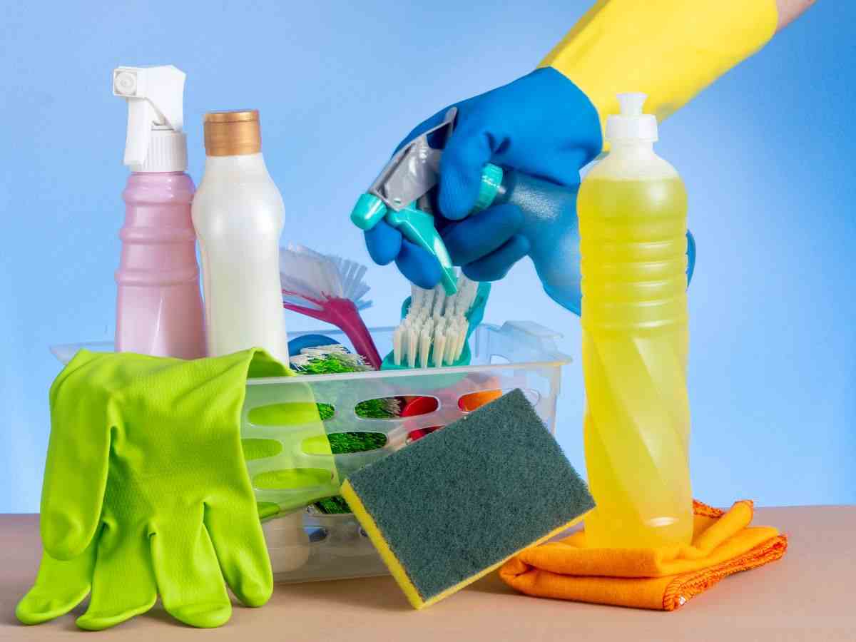prodotti di pulizia casalinga