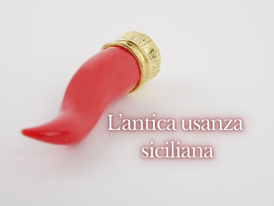 cornetto napoletano contro sfortuna