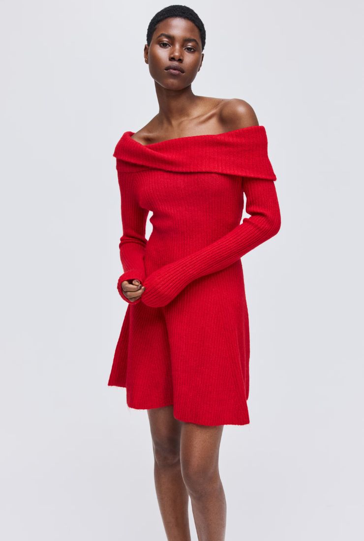 Donna con vestito rosso