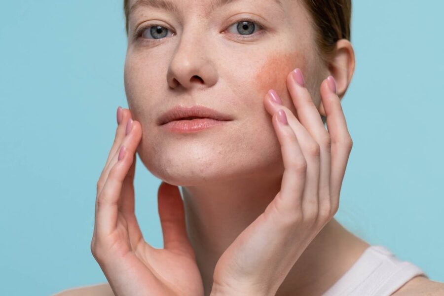 blush su guancia di donna