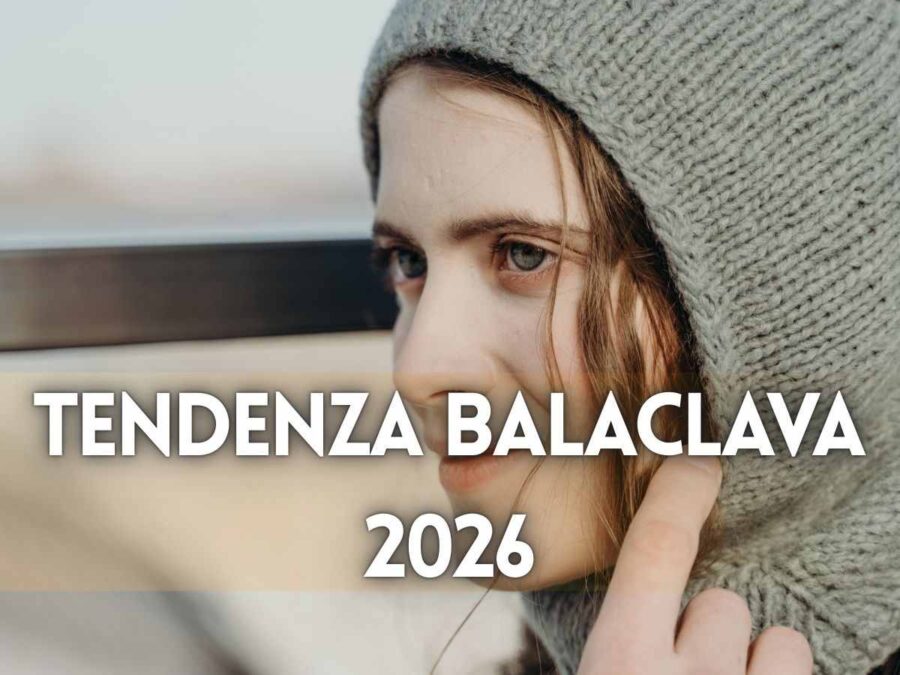 ragazza indossa balaclava di lana